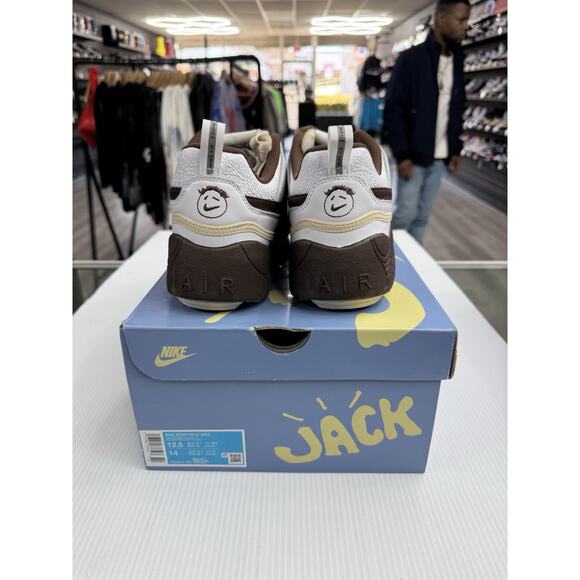 Size 12.5 - Nike Travis Scott x Zoom Field Jaxx Chocolate Brown HQ3073-100 2024 main image 5